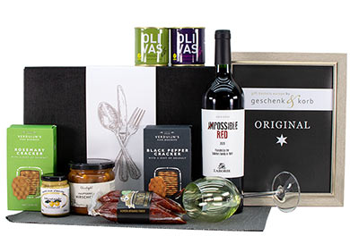 GOURMET GIFT BASKETS